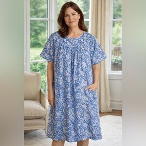 VTG Ashley Taylor Sleepwear Blue Floral Cotton Housedress Snap Buttons 3X